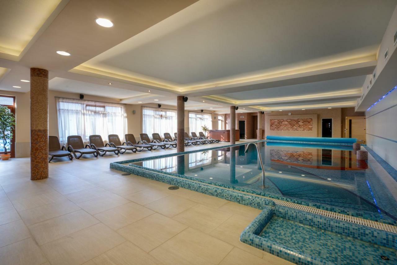 Doresz Wellness Panzio Bed & Breakfast Újhartyán Екстериор снимка
